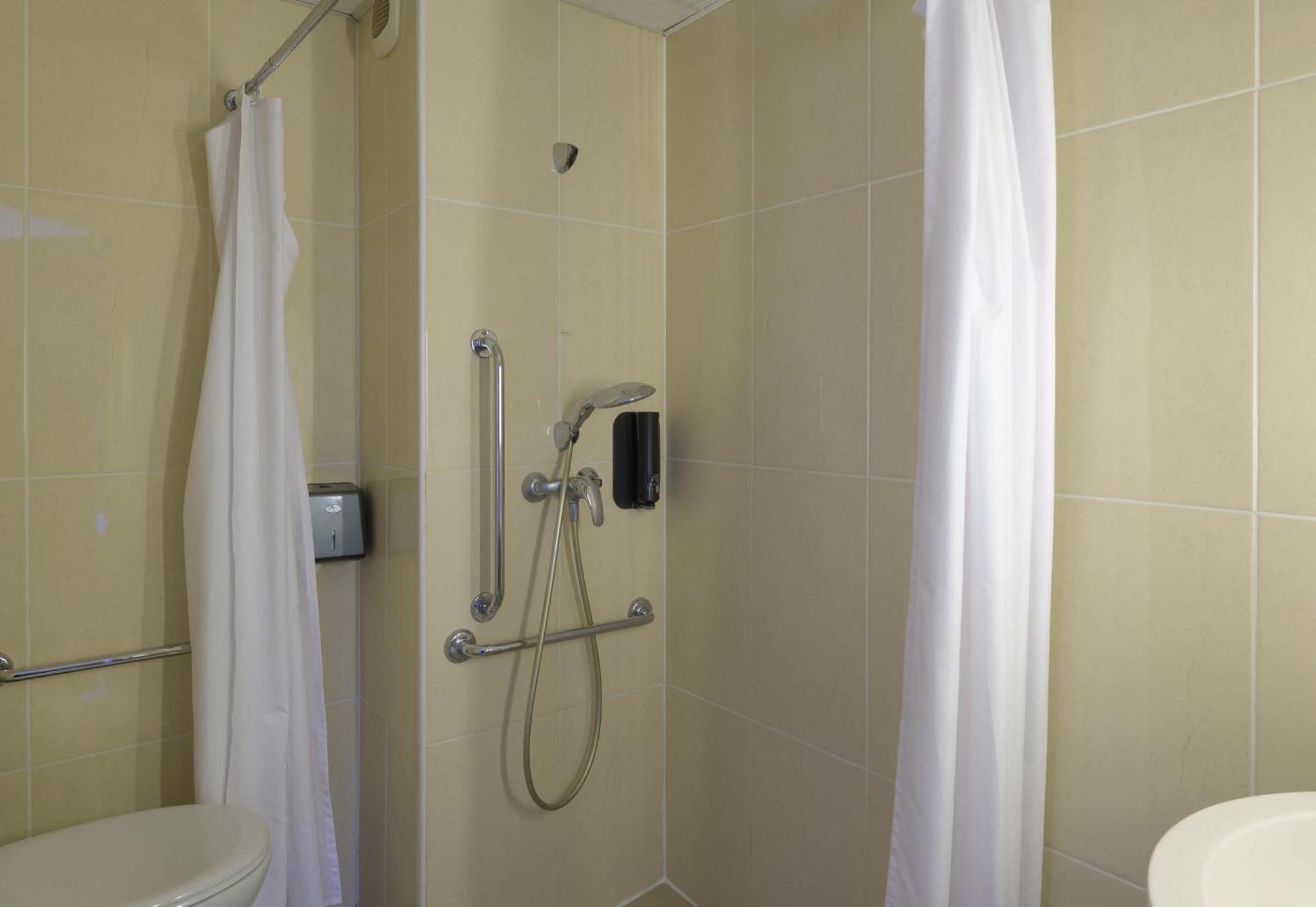 B&B Hotel Marne-La-Vallee Bussy-Saint-Georges Eksteriør billede